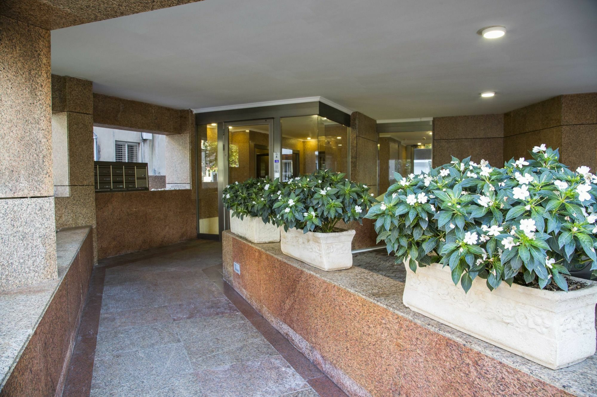 Appartamento Jonah - By Tlv2Go Tel Aviv Esterno foto